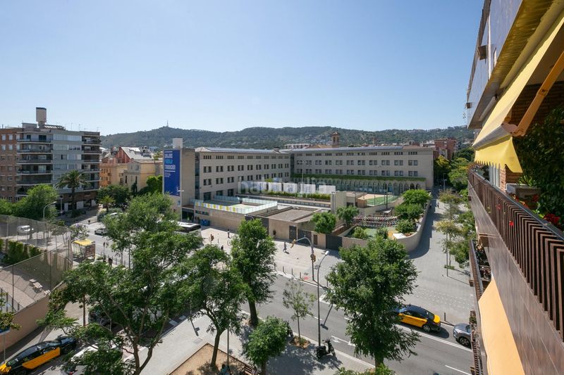 Foto c717d885-4034-49de-a5eb-9140ab7051f0. Pis amb calefacció a Tres Torres Barcelona