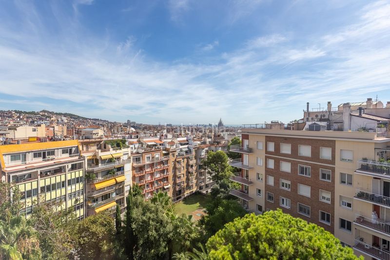 Foto e054ec51-82e2-4348-a6ae-6386ba6834fd. Lloguer àtic amb calefacció aparcament a Sant Gervasi - Galvany Barcelona
