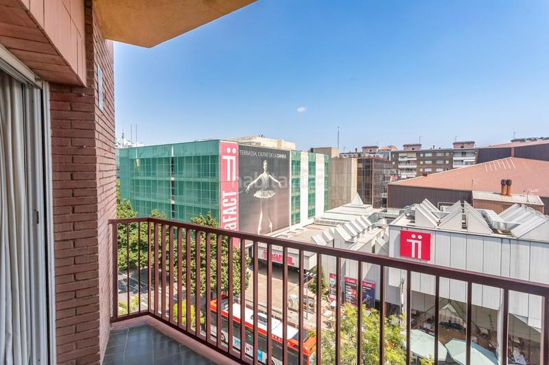 Foto 630f13a5-35c9-4bf2-9248-28bcbca29435. Appartamento con riscaldamento in Ca n'Aurell Terrassa