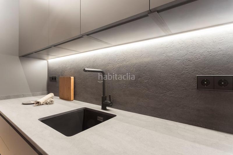 Foto 0dd4f14b-bd07-48a7-af7f-1555763f2377. Piso  a estrenar amueblado en eixample en Sant Antoni Barcelona