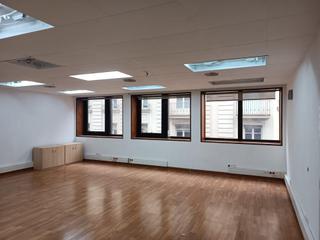 Affitto Ufficio  Travesía de gràcia. Excelente oficina en sant gervasi galvany