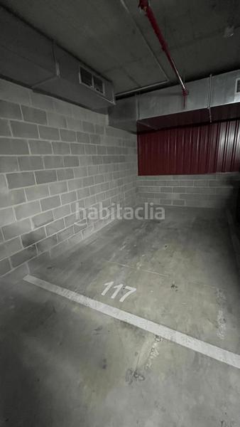 Foto 5571a1e4-e415-4e27-8db4-7a5ca1ff3714. Aparcament cotxe a Finestrelles Esplugues de Llobregat