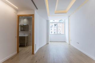 Affitto Appartamento  Carrer carrer de berlín. Piso de alquiler en les corts