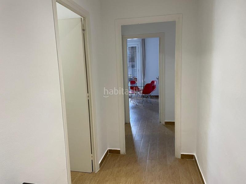 Foto b17b4ff3-51a7-4f83-9cb1-088456e55437. Alquiler piso  de alquiler en plaza vila de madrid en Barcelona