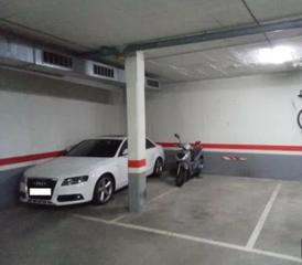Aparcament cotxe  Carrer de les piles. Exlente plaza de parking a la venta en esplugues