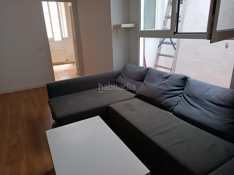 Foto b77ee5ee-add7-4cf9-aa92-269a9a82cc17. Lloguer pis amb calefacció a El Camp de l´Arpa del Clot Barcelona