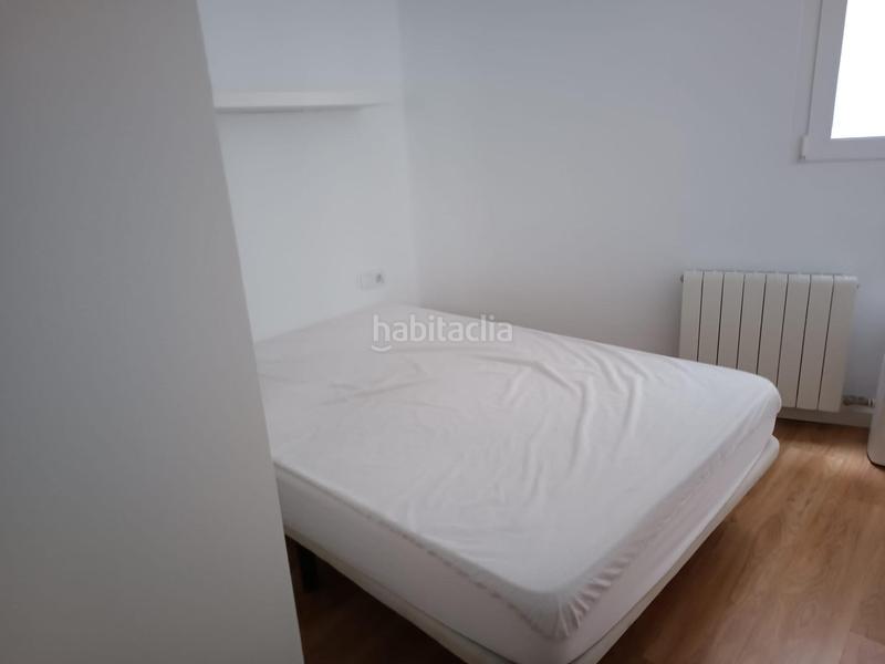 Foto ca1ed054-66b4-4401-90a1-feb7bddfe501. Lloguer pis amb calefacció a El Camp de l´Arpa del Clot Barcelona