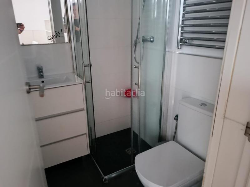 Foto f4058b84-60f1-4221-9040-44ec79697412. Lloguer pis amb calefacció a El Camp de l´Arpa del Clot Barcelona