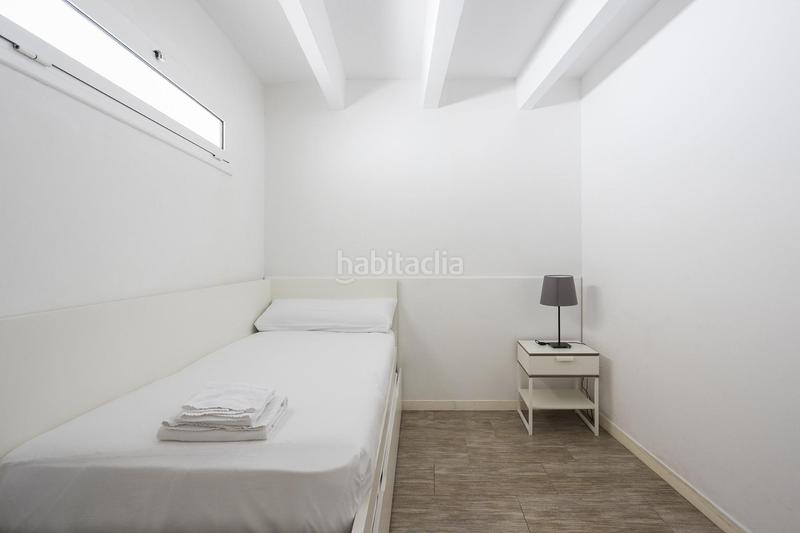 Foto 40478327-800a-4e3f-8f76-f36f5651b171. Alquiler planta baja piso en alquiler en calle camp en Barcelona