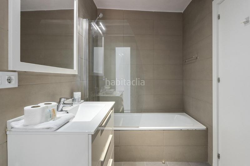 Foto eedabd8b-f657-4946-b55b-76984bdc69fa. Alquiler planta baja piso en alquiler en calle camp en Barcelona