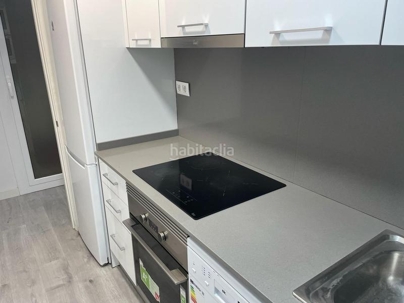 Foto a2dbe214-f47a-40cf-9d4e-4649c921e912. Miete etagenwohnung mit heizung in Gòtic Barcelona