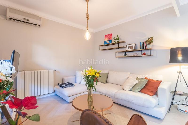 Foto f45bc08a-87d7-4687-ae13-d5e0a6e10074. Alquiler piso exelente piso en avenida sarria en La Nova Esquerra de l´Eixample Barcelona