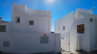 Chalet in Torreblanca del Sol. Chalet inddependiente en torreblanca con vistas panoramicas al m