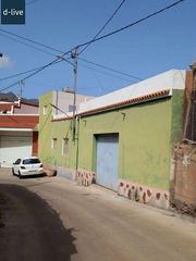 Chalet in Calle Rosca 48