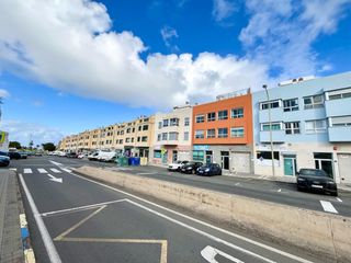 �tic en Siete Palmas. Piso  atico  terraza privada  carretera del cardon