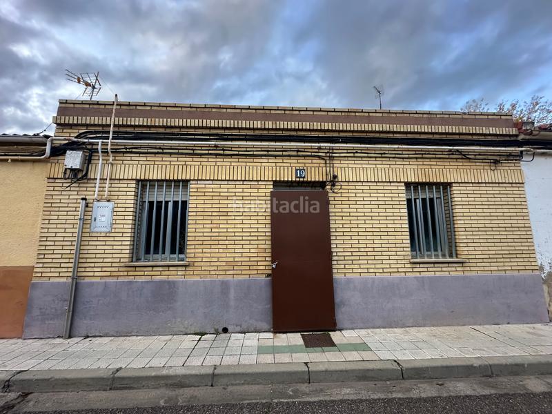 Foto 226da53c-46d9-4ed3-9f13-b5239b7a5fe2. Semi detached house in calle mallorca 19 in El Cristo Palencia