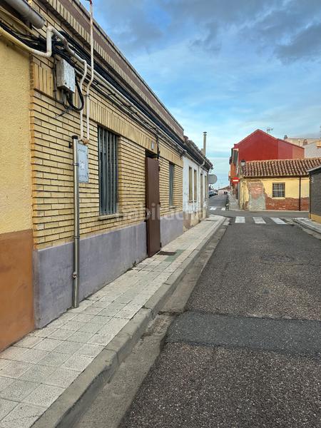 Foto a7637ce8-d629-42ef-bed9-79a58a170689. Semi detached house in calle mallorca 19 in El Cristo Palencia