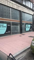 Geschäftsraum in Paseo arco de ladrillo 27. Local centrico 2 plantas