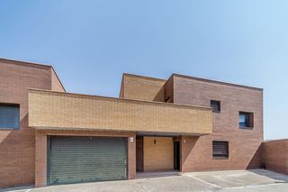 Xalet a Calle el cercado 2. Chalet adosado en fuentes de valdepero