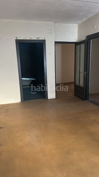 Foto c7559ffa-57d5-427e-94f0-977504aebb69. Casa adosada en avenida cervera 4 casa adosada de dos plantas en Aguilar de Campoo