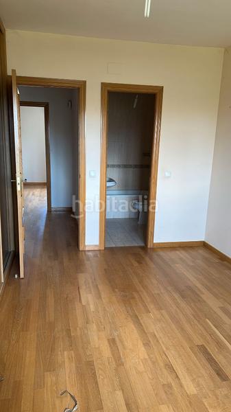 Foto 33119542-7c86-4512-ac3b-2f36e34165f3. Chalet en urbanización ciudad del golf 33 chalet adosado en urb ciudad del golf en Grijota