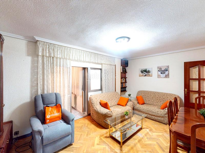 Foto 09c676d1-d0a8-4f7c-95d3-8e066605b280. Appartement avec chauffage dans Las Águilas Madrid