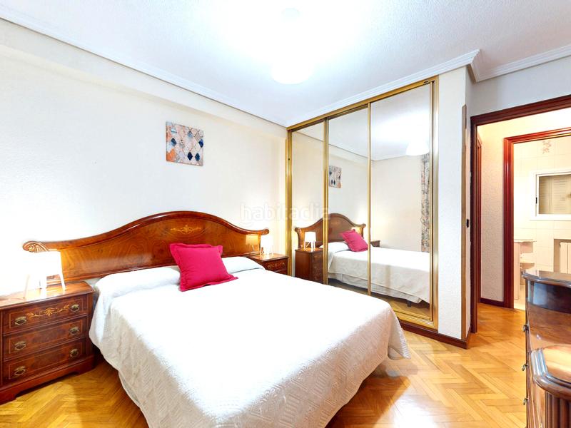 Foto 681acce1-45c7-4473-b864-4c76840c2c9c. Appartement avec chauffage dans Las Águilas Madrid