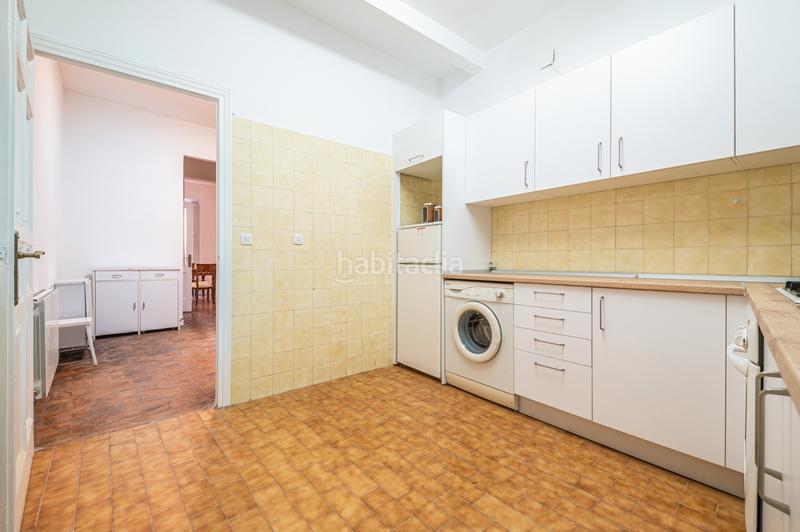 Foto f7ff098d-4503-4d15-aeb5-795c3f317261. Etagenwohnung mit heizung in Justicia-Chueca Madrid