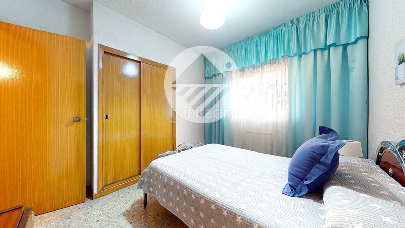 Foto 899d6388-b609-41fc-a095-e40753c715b1. Pis a Villaverde Alto Madrid