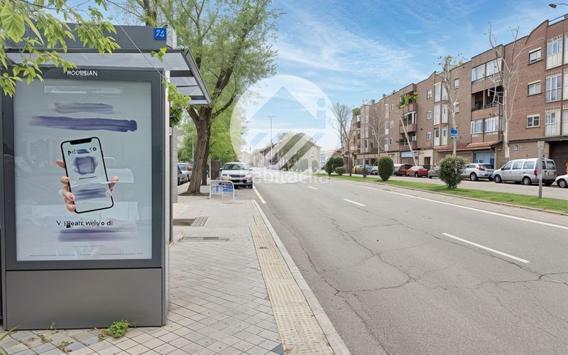 Foto 9fec9d4c-6126-46a0-8229-1ee44cc7b71c. Pis a Villaverde Alto Madrid