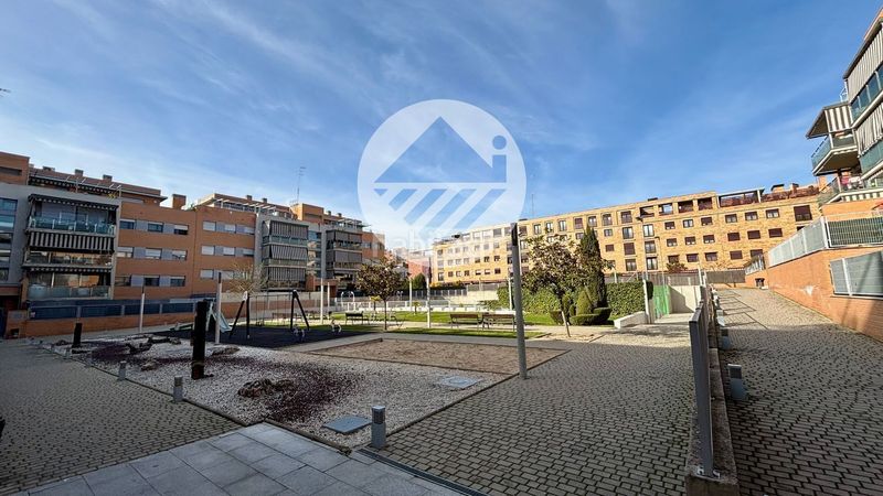 Foto 223b3cd6-9a27-4b21-946a-14fa853b82a4. Pis amb aparcament piscina a Parla este Parla