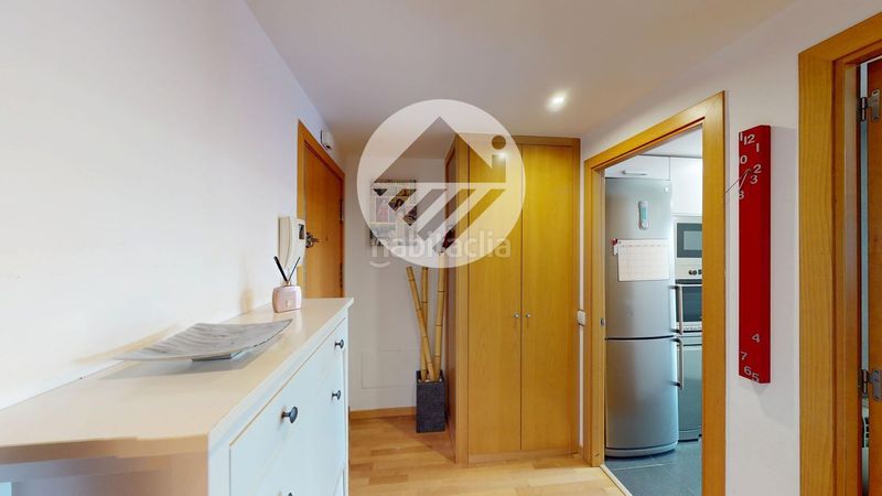 Foto a77c08aa-c8a2-40d8-a214-98205c4134b6. Pis amb aparcament piscina a Parla este Parla