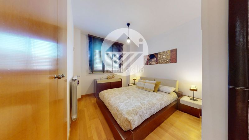 Foto aa1365f1-dd54-41fe-82f3-2751522bb9df. Pis amb aparcament piscina a Parla este Parla