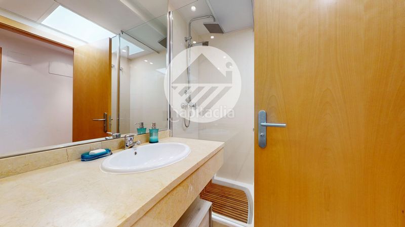 Foto c8227a41-701b-43a4-b4e8-38f7860b5905. Pis amb aparcament piscina a Parla este Parla