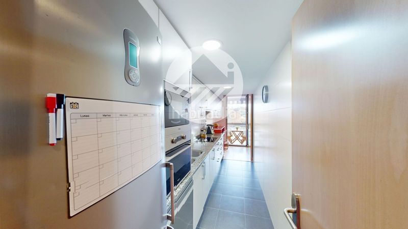 Foto decaa4c5-e9af-45ba-b928-593e4141e1ab. Pis amb aparcament piscina a Parla este Parla