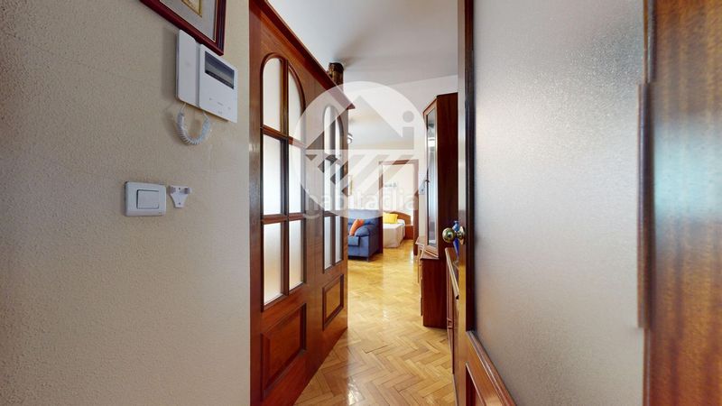 Foto 642ddbac-db75-4b9a-b733-772f4c0695ff. Pis amb aparcament a Numancia Madrid