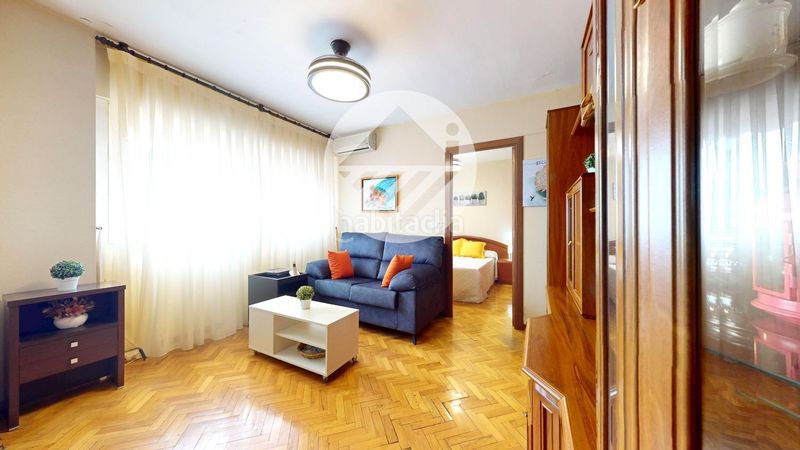 Foto df7ccab2-8a41-4d29-8da8-a5ef4e37b5b5. Pis amb aparcament a Numancia Madrid