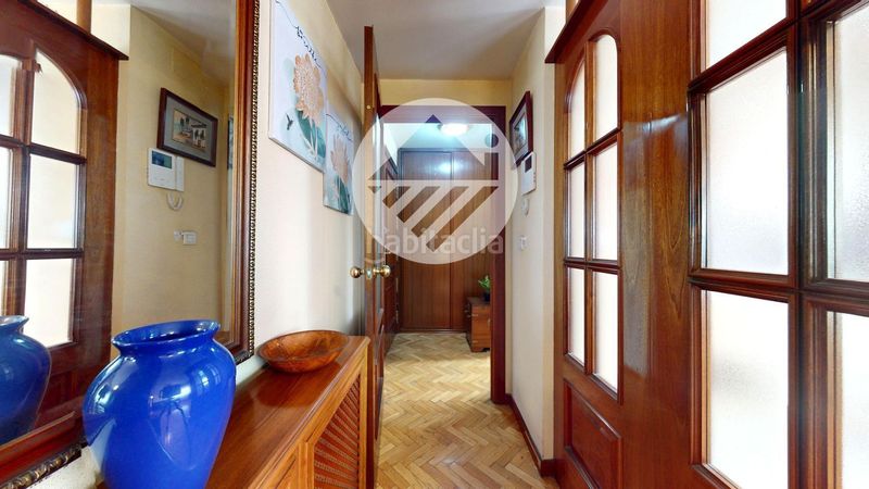 Foto e01f6940-a36a-4c6c-9d8c-e77d6fb51e82. Pis amb aparcament a Numancia Madrid