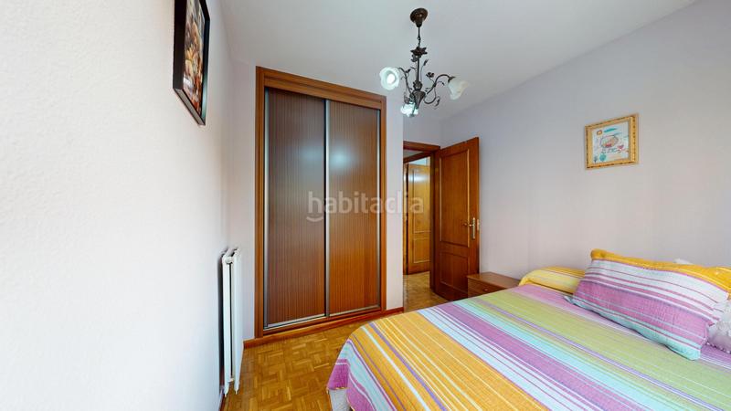 Foto 5fbc5570-2f64-4f27-b801-44c0a67f2c1b. Flat with heating parking in El Carrascal Leganés