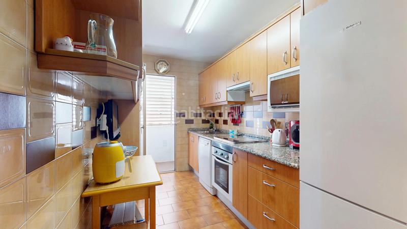 Foto c1bae9b9-f08e-4419-a2a9-2666814d9cc2. Flat with heating parking in El Carrascal Leganés