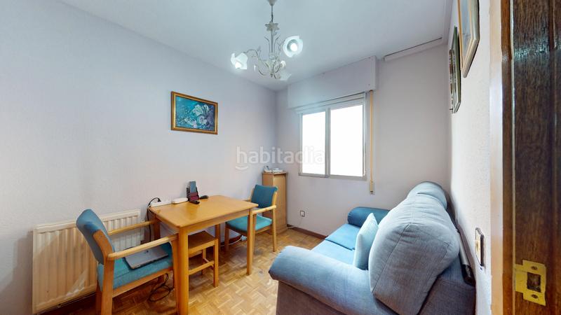 Foto f30b09c2-834c-40e2-b0b0-3a8a93b4257d. Flat with heating parking in El Carrascal Leganés