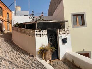 Casa  Calle los molinos. Casa terrera en el casco histórico de ingenio, zona la palmita!