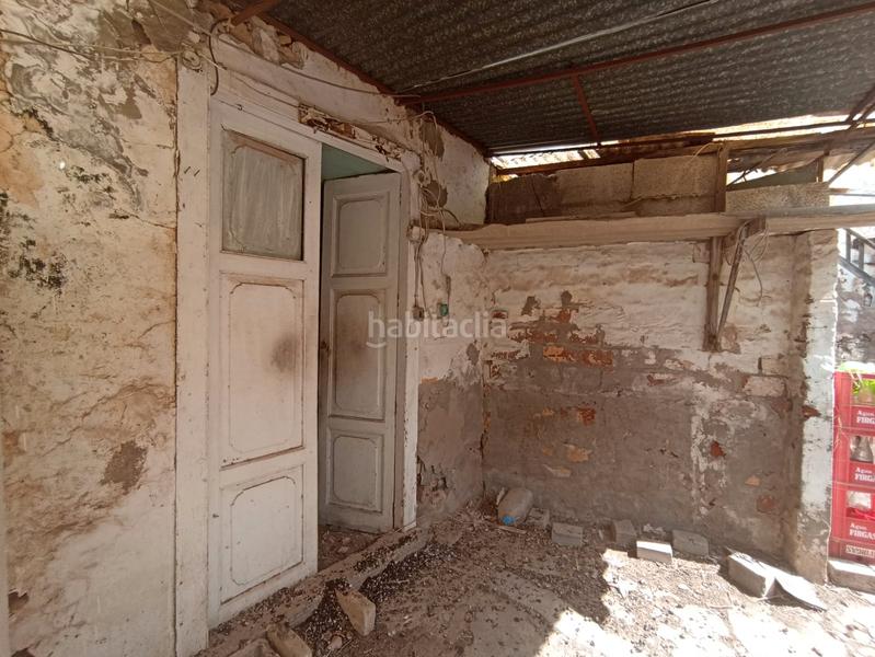 Foto 24a3fba7-a17a-4e1d-97e4-87ad28430896. Casa adosada casa antigua en plaza peatonal en San Gregorio Telde