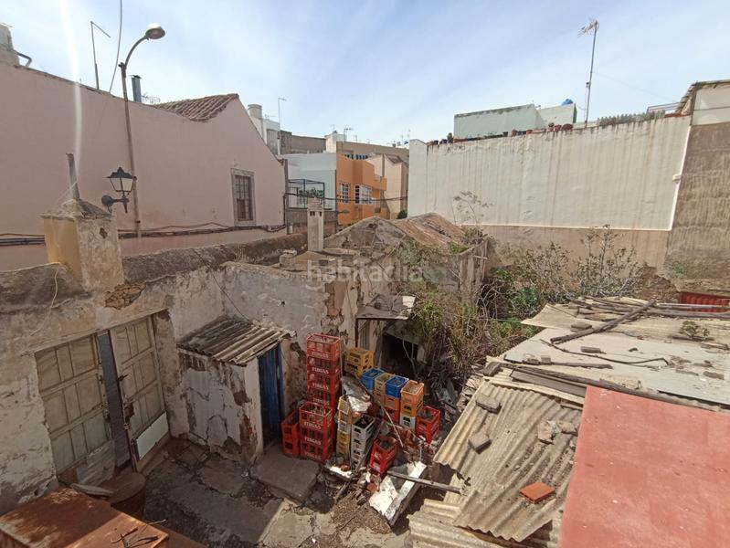 Foto 457c95ef-b6bc-43e6-b72c-9c914a7876ce. Casa adosada casa antigua en plaza peatonal en San Gregorio Telde