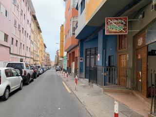 Location Local commercial à Calle pablo penaguilas 135