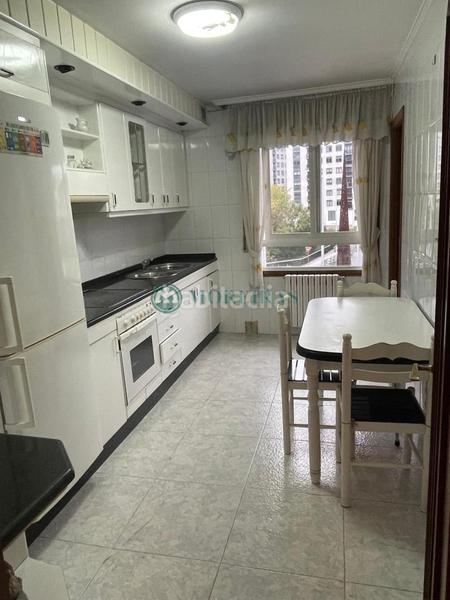 Foto f13e3550-ae01-410a-89a2-d96d008f4a1f. Duplex with heating parking in Posío Ourense