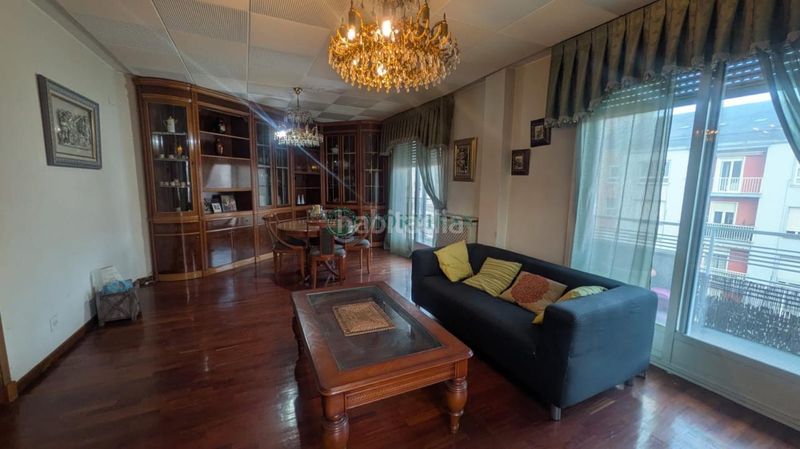 Foto 227becbe-210c-4072-9560-513e87864f23. Flat with heating in Casco Viejo Ourense