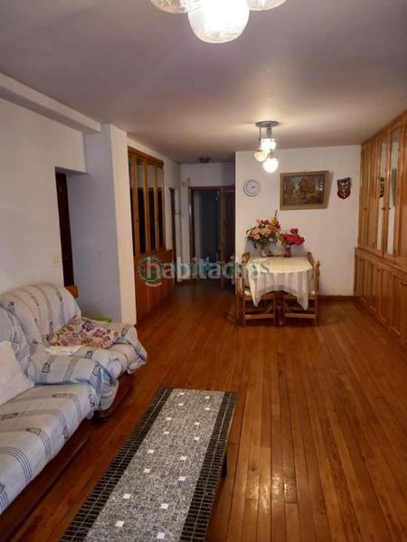 Foto e140230f-f166-403b-bedc-967dfadfceb0. Etagenwohnung mit heizung in Couto Ourense