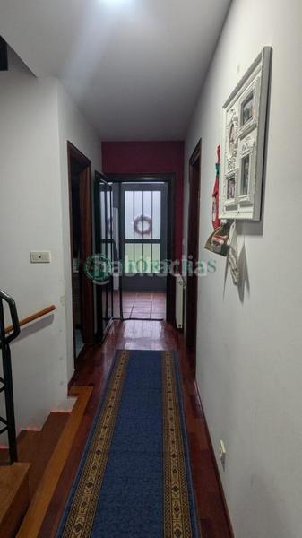 Foto 203e1c7f-df0c-4da5-91aa-ff56377b1551. Casa adosada en Peroxa (A)