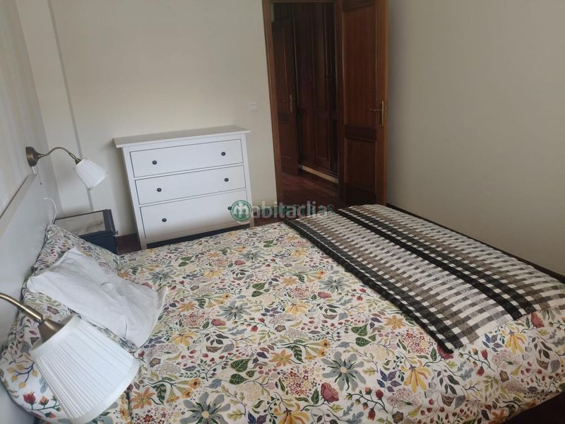 Foto 6729eaeb-7133-42f5-bb69-f51ea7e5487a. Pis amb calefacció aparcament a Universidad Ourense